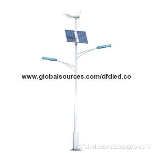 Lithium-ion Battery Solar Streetlight with Energy Conservation and Emission Reduction
